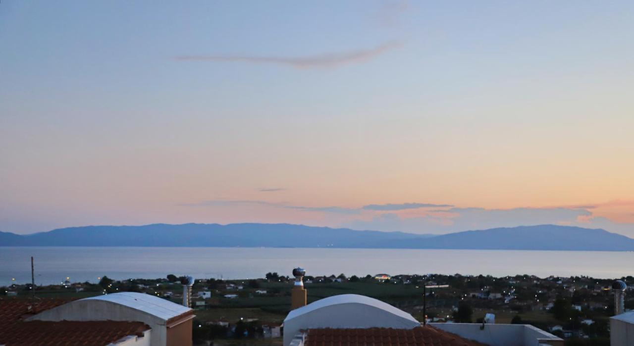Heaven Horizon Villa Kariani Екстер'єр фото