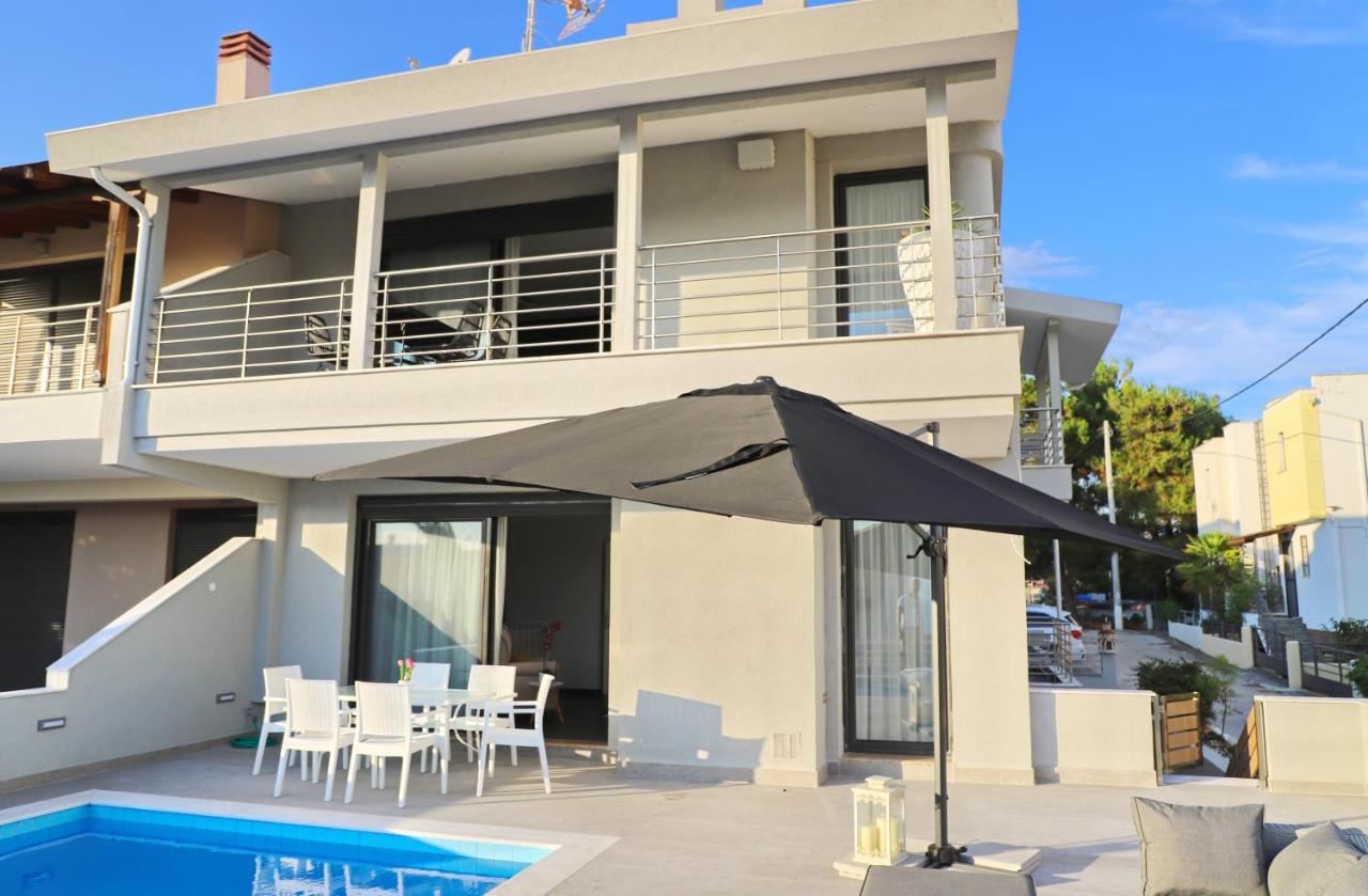 Heaven Horizon Villa Kariani Екстер'єр фото